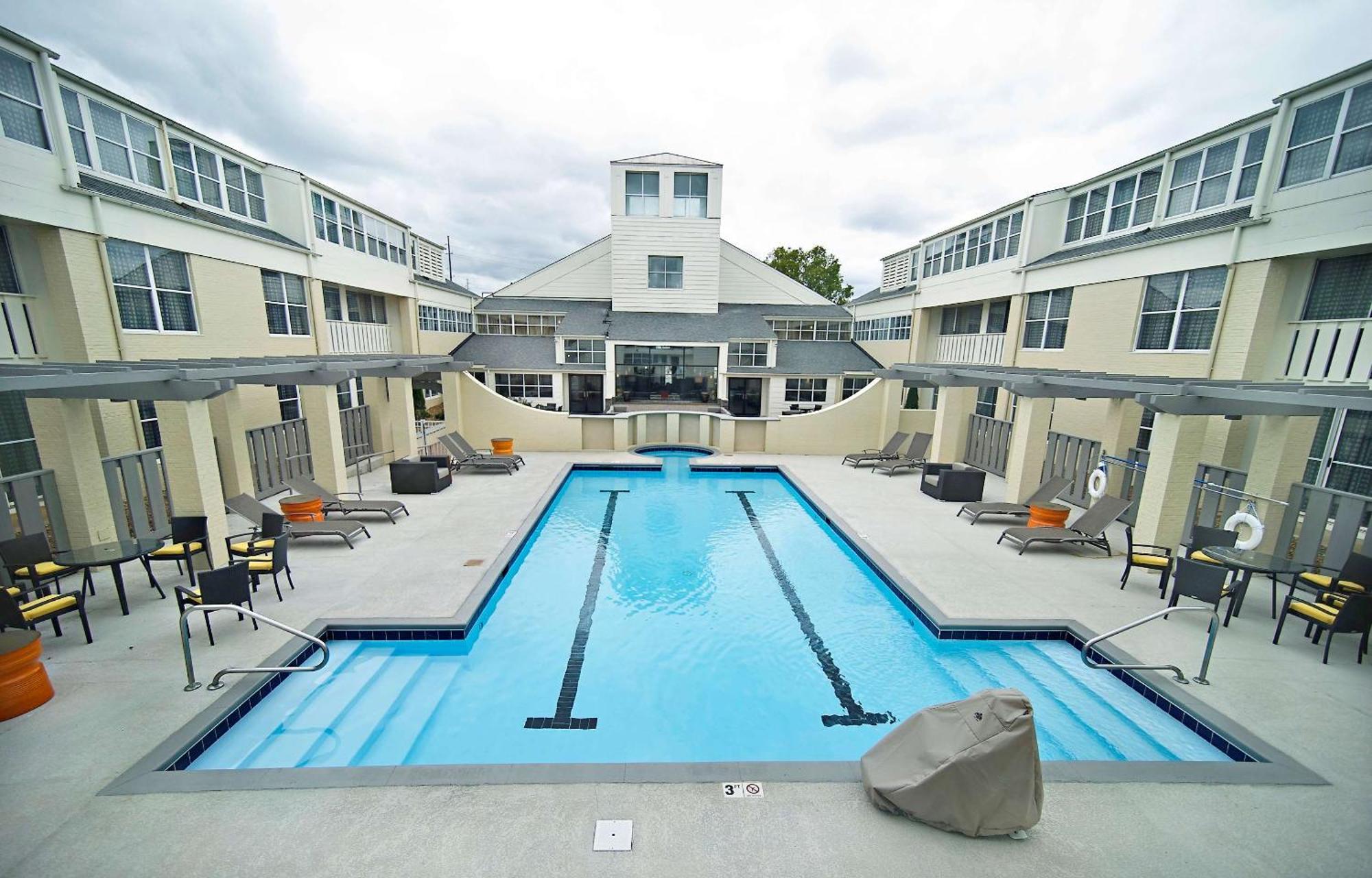 Doubletree Suites By Hilton Hotel Huntsville South Exterior foto