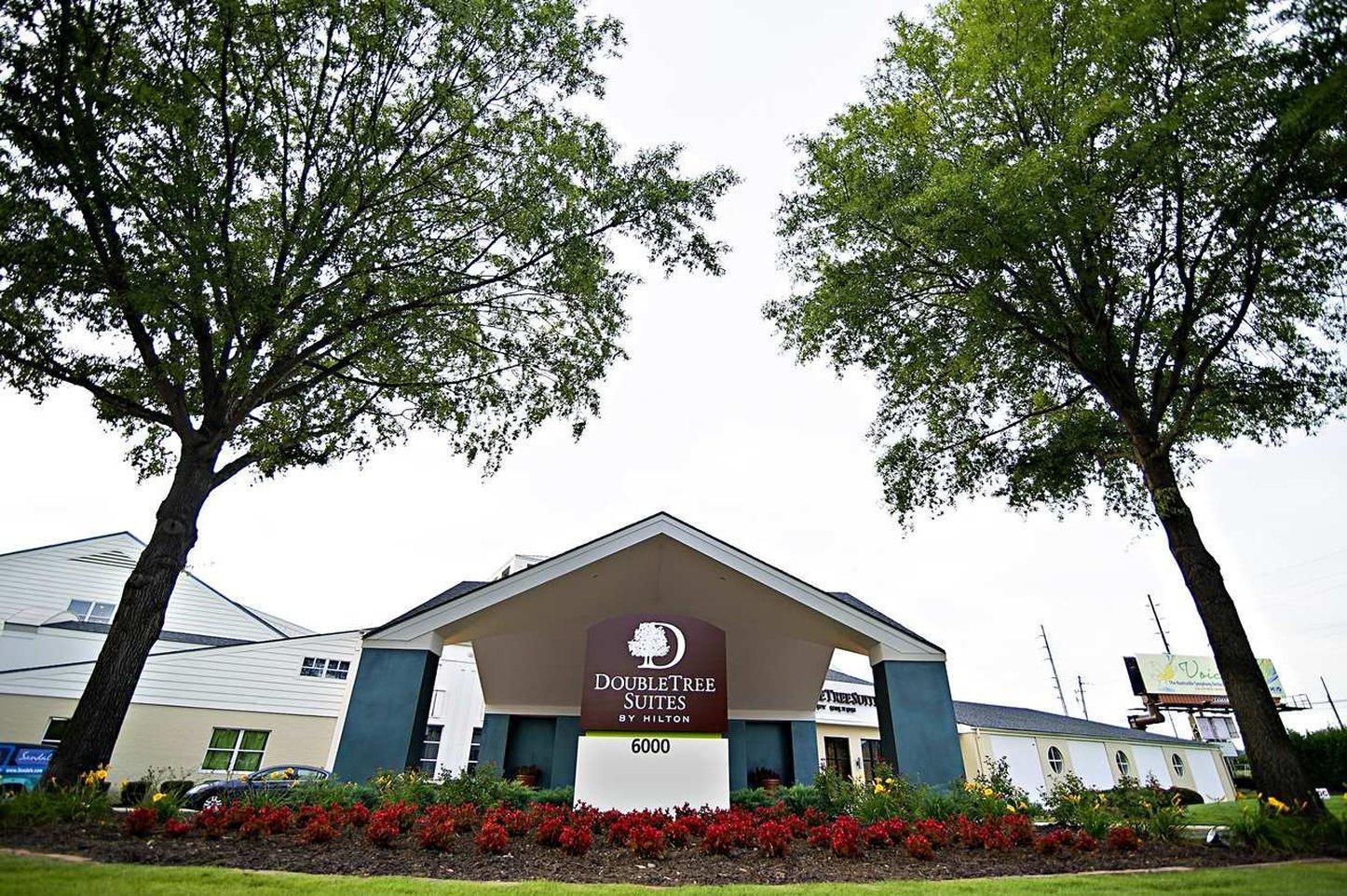 Doubletree Suites By Hilton Hotel Huntsville South Exterior foto